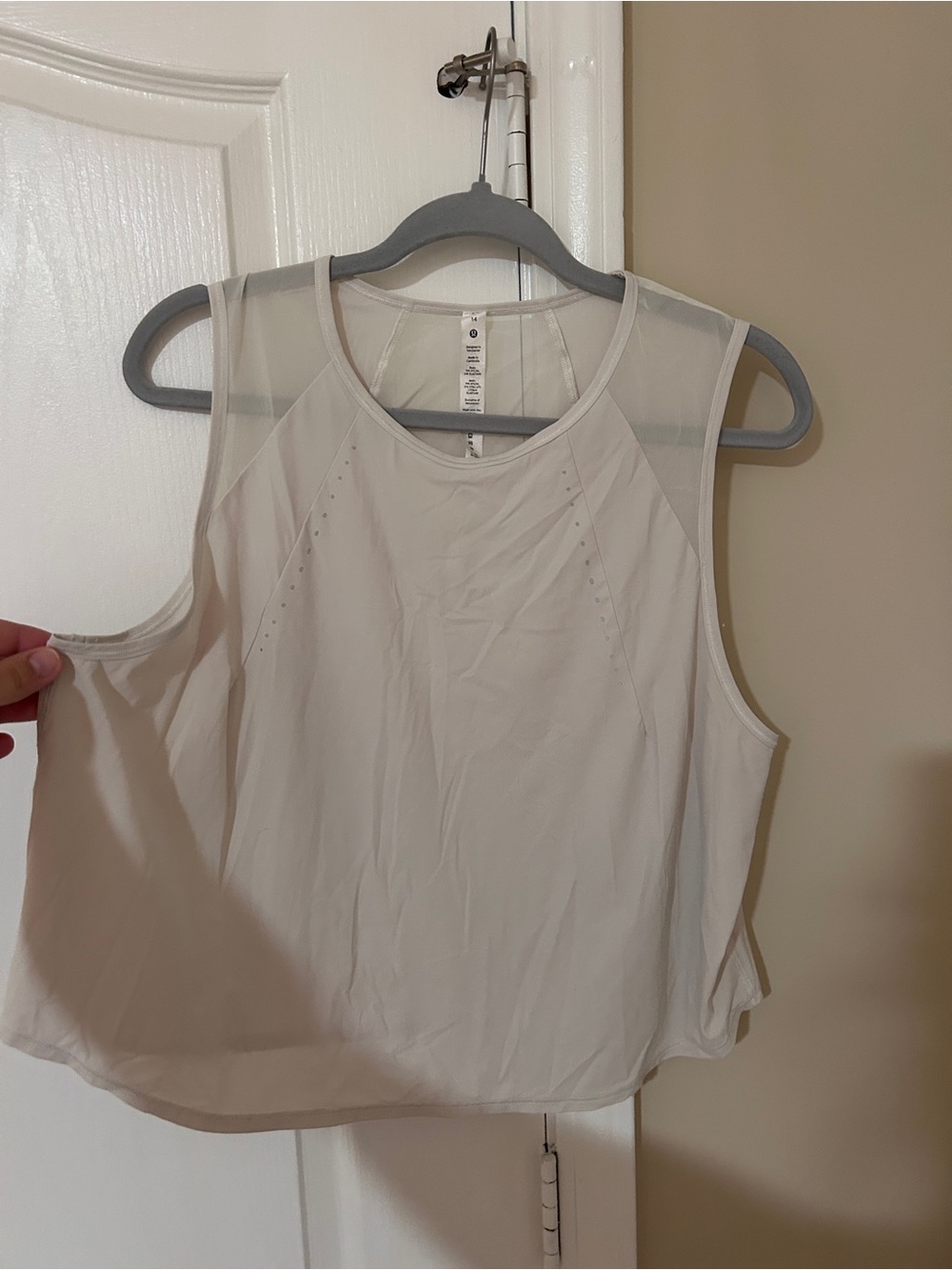 lululemon Off-White Sleeveless Mesh-Back Crop Tank Top